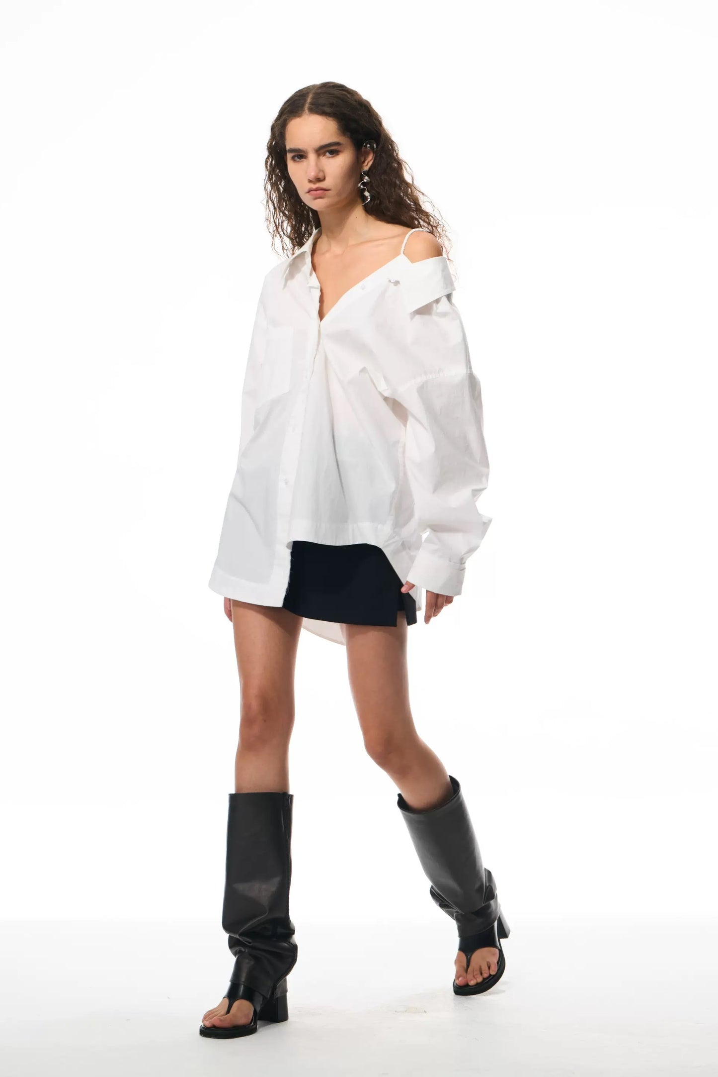 Sightseer Button-Up